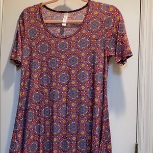 Lularoe shirt